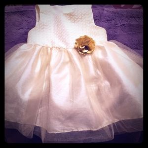 Little Girls Cream Color Dress 18mnth